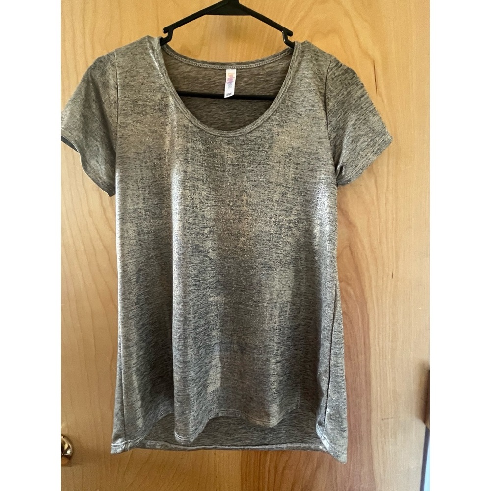LuLaRoe Relaxed Metallic Short Sleeve Tee